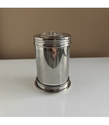Verre 26 cl compact : diamètre 6.1 cm, hauteur 9.4 cm, usage quotidien.