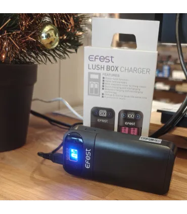 Chargeur Powerbank Lush Box Efest – Chargeur 18650 & Power Bank Nomade